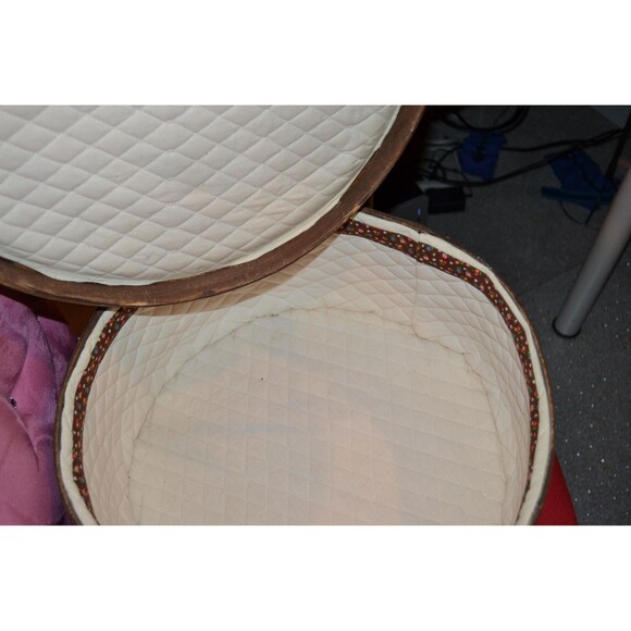 Bent Wood Cheese Box Painted with Cottage Core Farmhouse Americana Folk Art - Picture 3 of 9